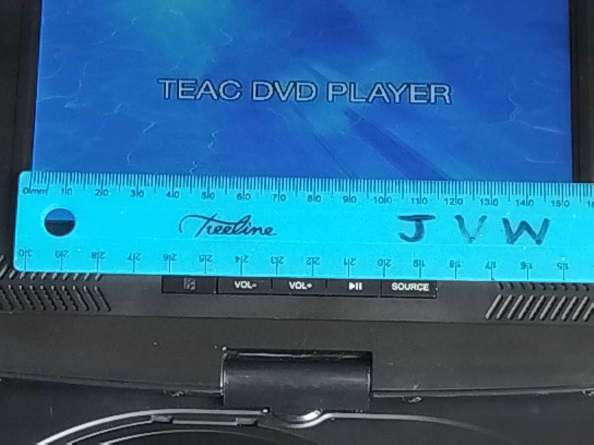TEAC PORTABLE RECHARGEABLE DVD PLAYER MODEL PDVD-707B