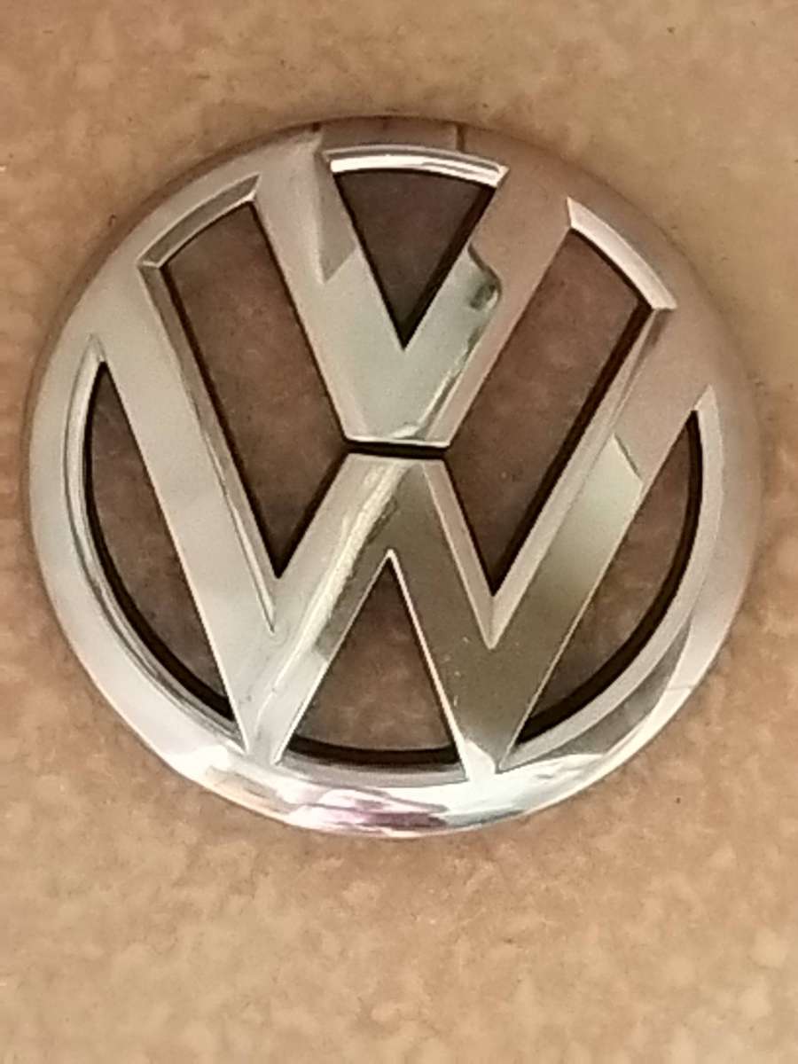VW CHROME BADGE MEASURES +/- 120MM SIDE TO SIDE