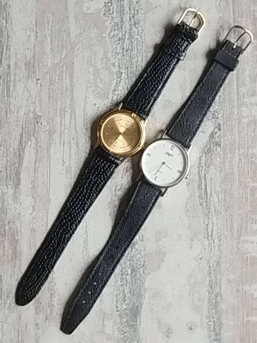 MENS SILVER AND GOLD WATCH SET BOTH IN EXCELLENT WORKING CONDITION - BIDDING FOR BOTH WATCHES