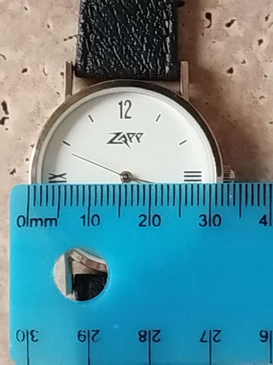 MENS SILVER AND GOLD WATCH SET BOTH IN EXCELLENT WORKING CONDITION - BIDDING FOR BOTH WATCHES