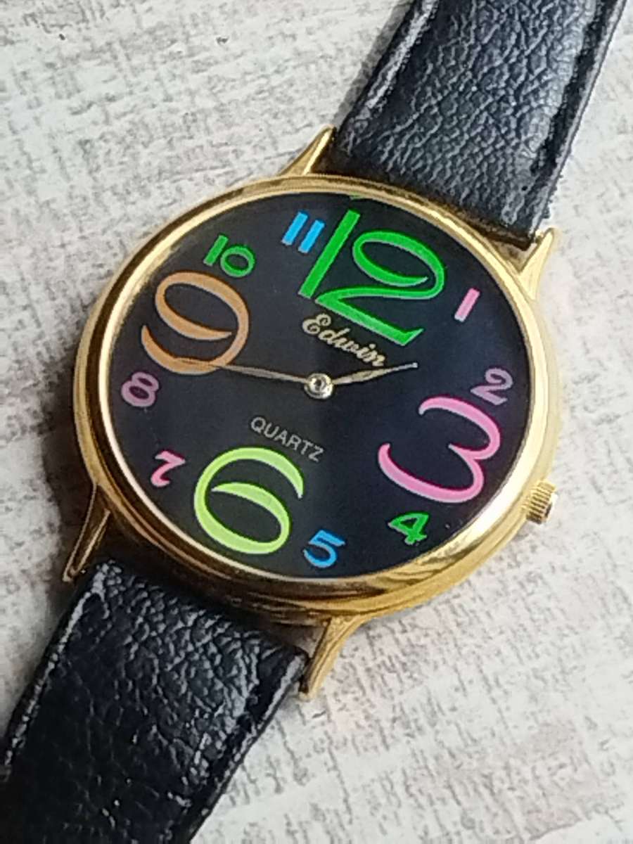 LADIES GOLD EDWIN COLOURFUL WATCH IN EXCELLENT WORKING CONDITION