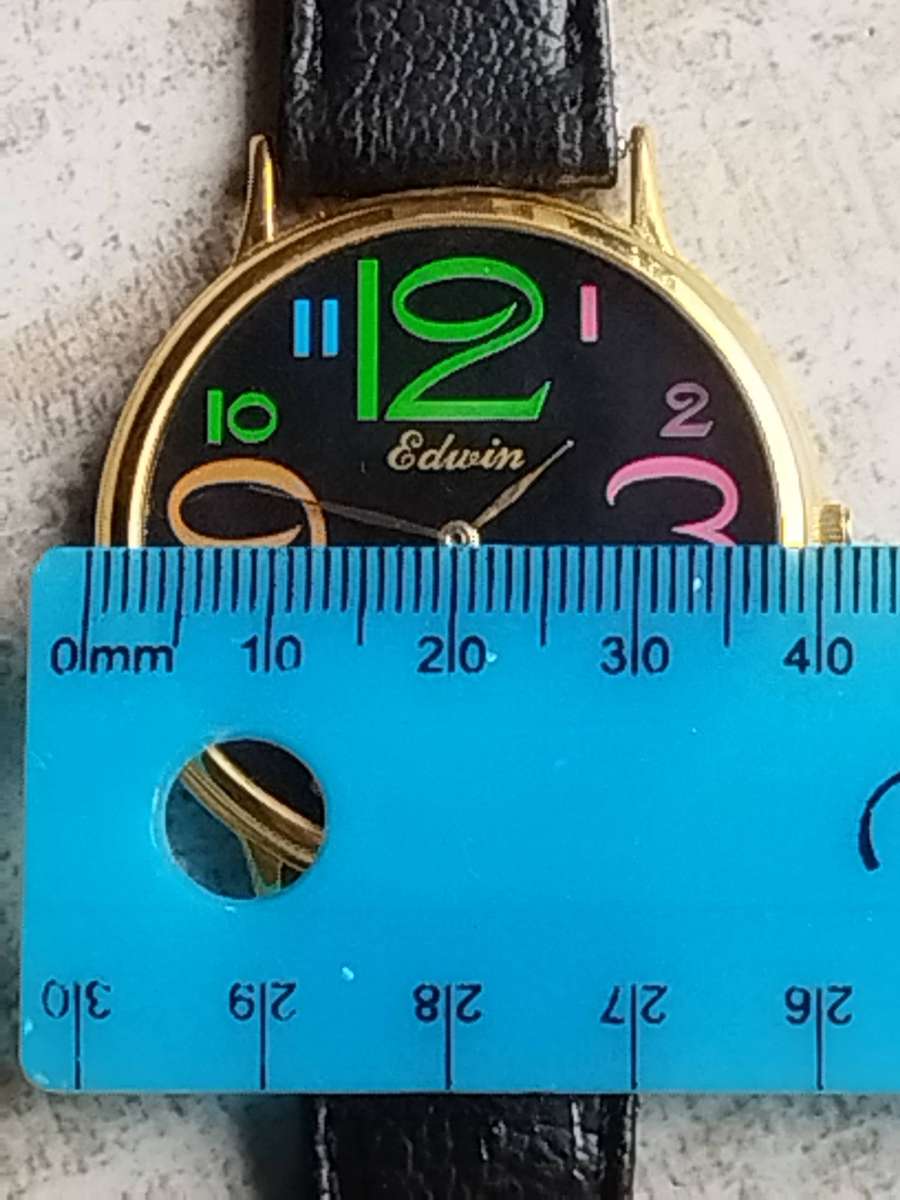 LADIES GOLD EDWIN COLOURFUL WATCH IN EXCELLENT WORKING CONDITION