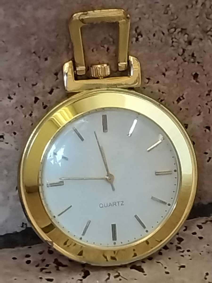 MENS GOLD PLATED POCKET WATCH IN EXCELLENT WORKING CONDITION