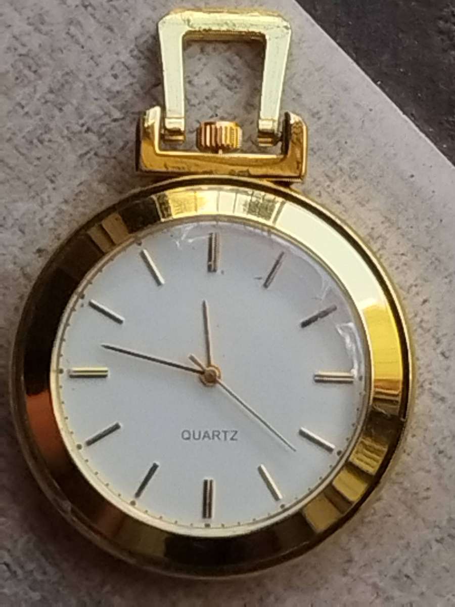 MENS GOLD PLATED POCKET WATCH IN EXCELLENT WORKING CONDITION
