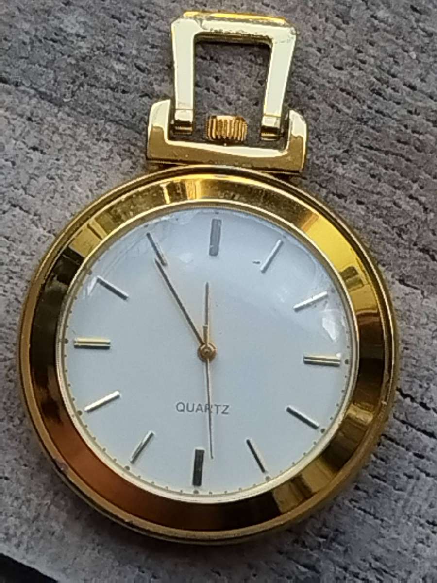 MENS GOLD PLATED POCKET WATCH IN EXCELLENT WORKING CONDITION