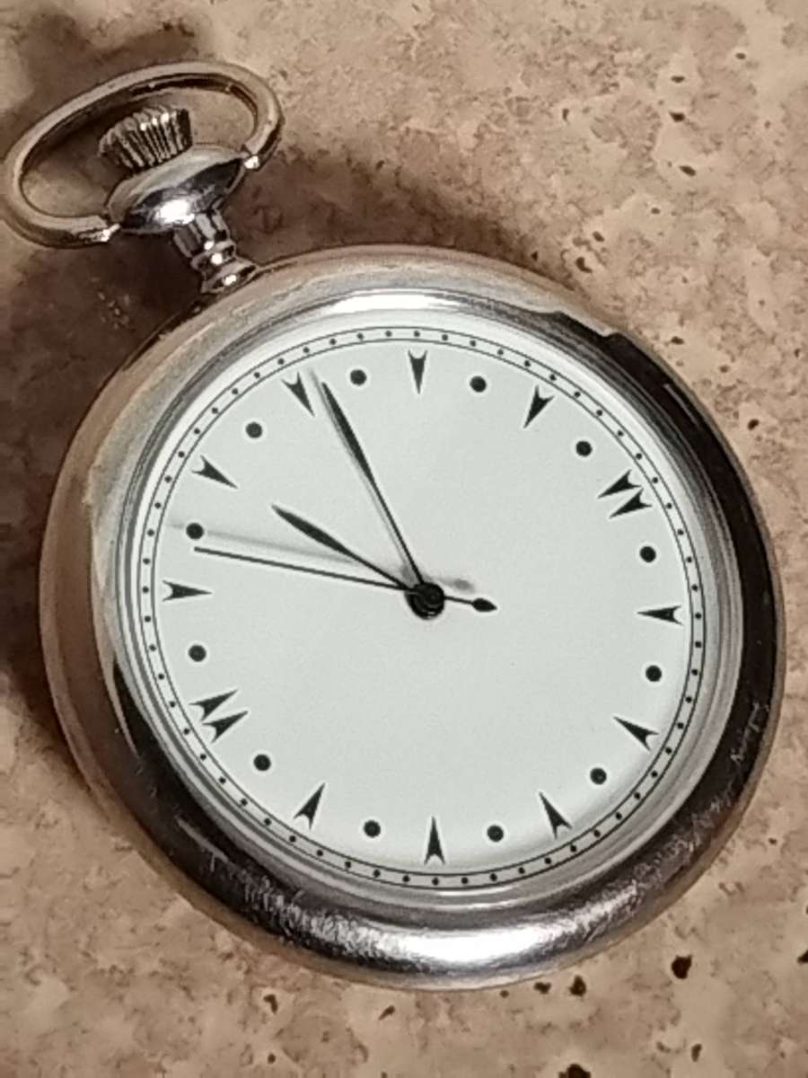 MENS SILVER POCKET WATCH IN EXCELLENT WORKING CONDITION