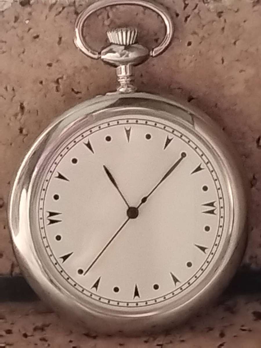 MENS SILVER POCKET WATCH IN EXCELLENT WORKING CONDITION