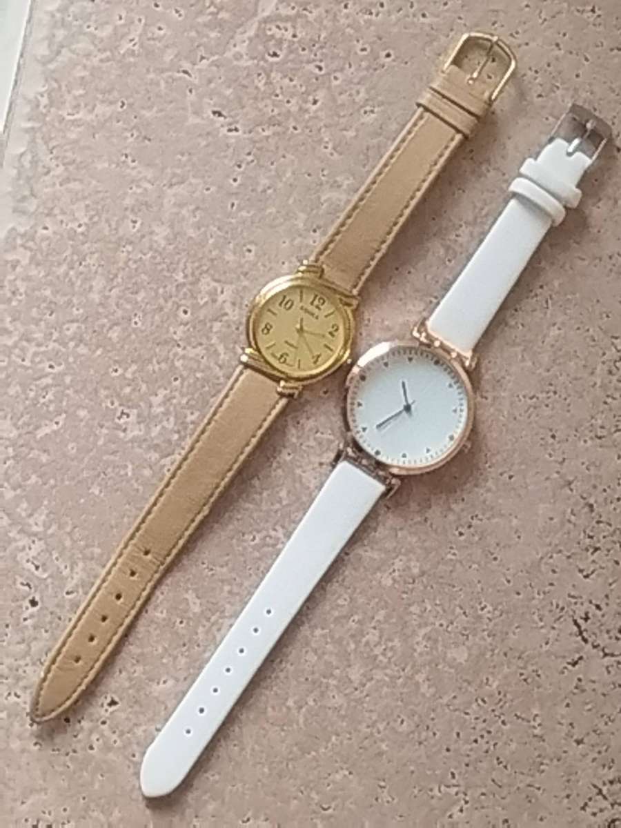 LADIES WATCH SET #2 - BOTH IN EXCELLENT WORKING CONDITION - BIDDING FOR BOTH WATCHES