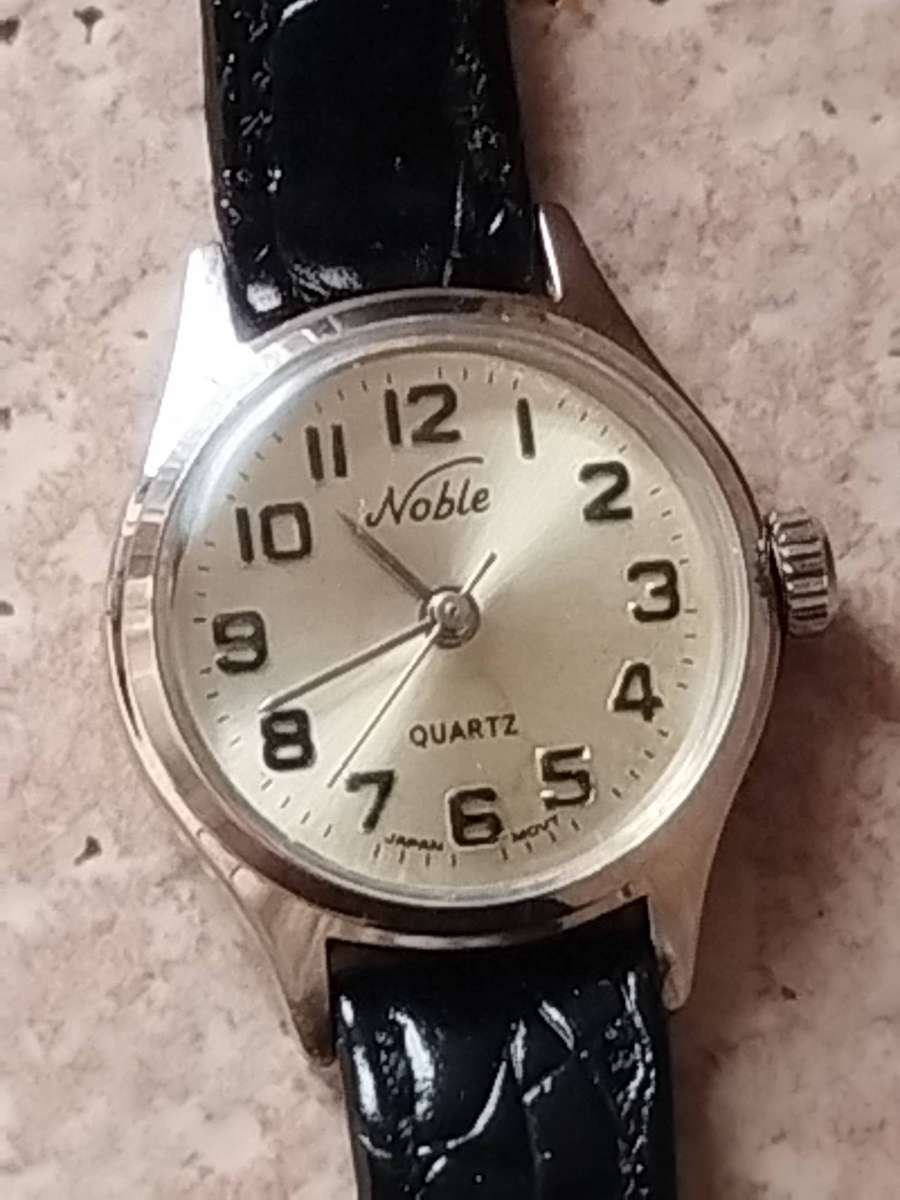 LADIES NOBLE SILVER AND GOLD WATCH SET BOTH IN EXCELLENT WORKING CONDITION