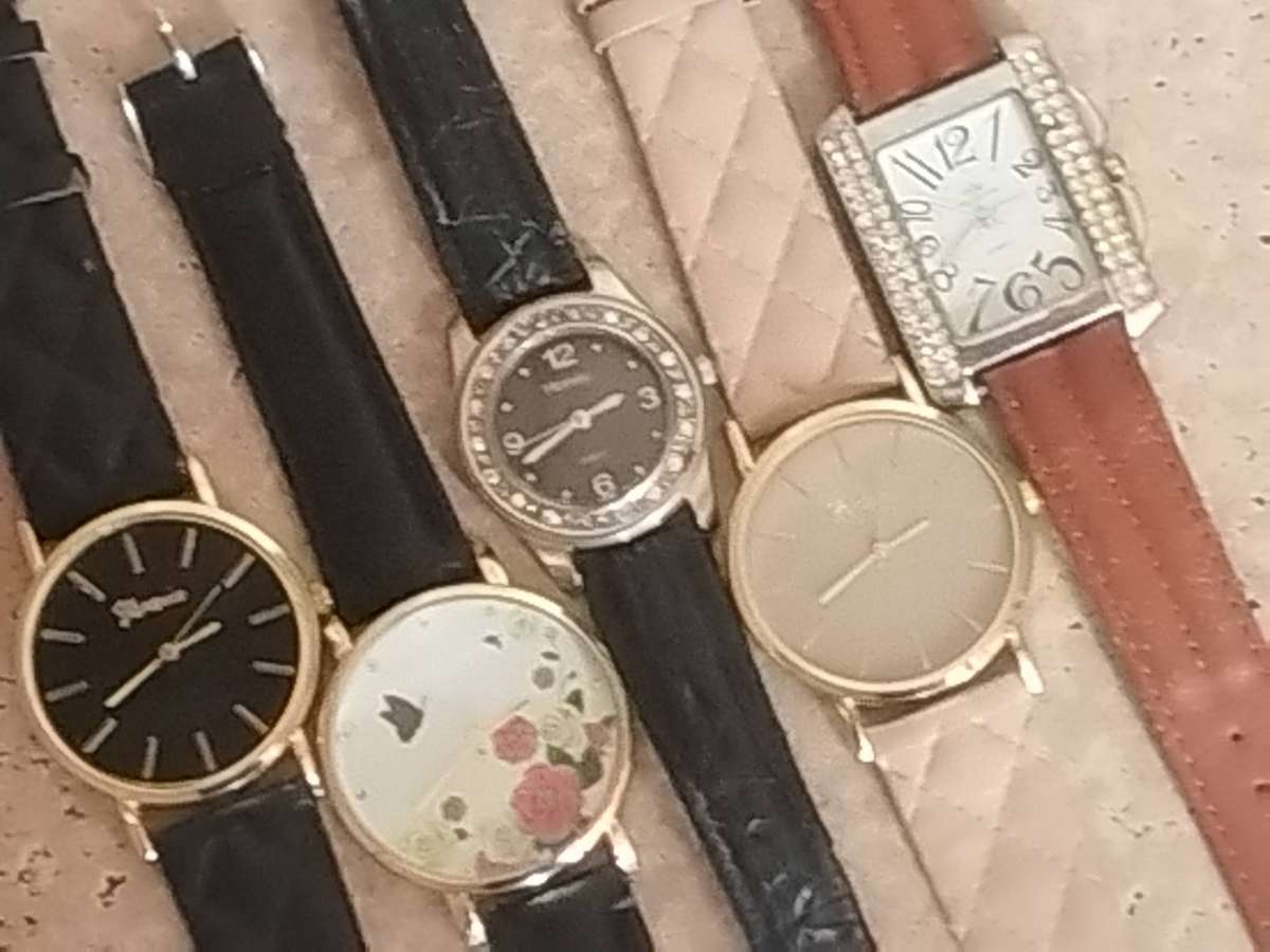 LADIES FASHION WATCH COLLECTION ALL IN EXCELLENT WORKING CONDITION - BIDDING FOR ALL 5 WATCHES