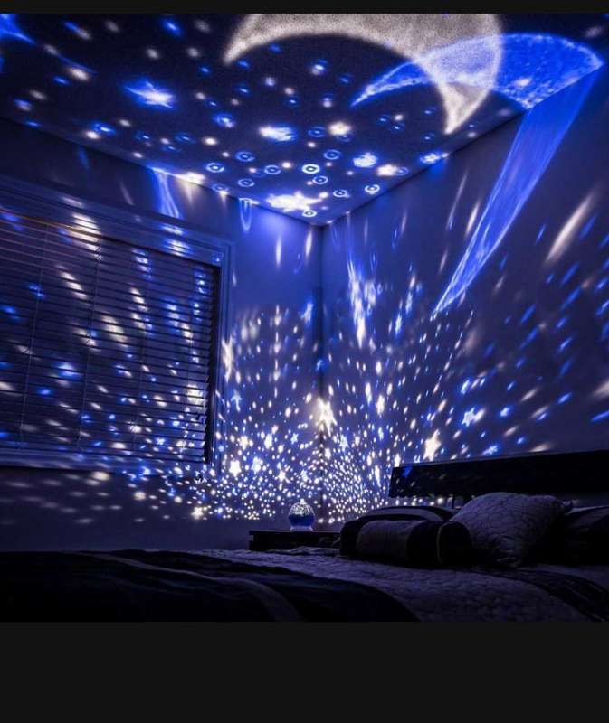 STAR MASTER ROTATING NIGHT LAMP NEW IN BOX