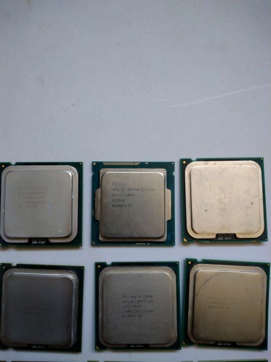 Untested 13 Cpu's Lot Of Desktop and Laptop
