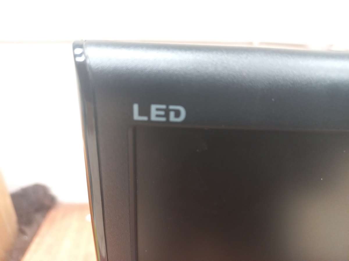 18.5" AOC LCD Monitor (LED)