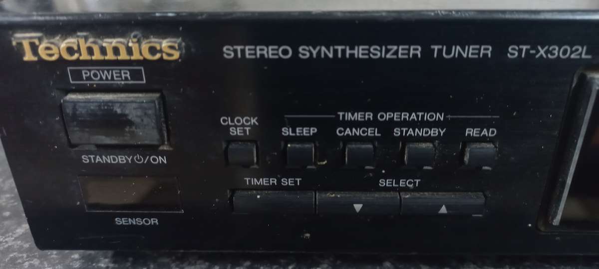 Technics Synthesizer Tuner (ST-X302L)