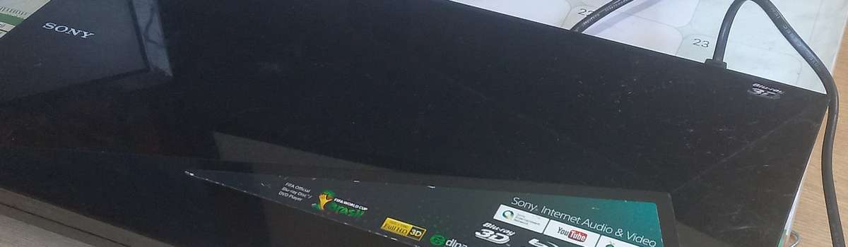 Sony BDP-S4100 3D Blu-ray Disc Player (No Remote)