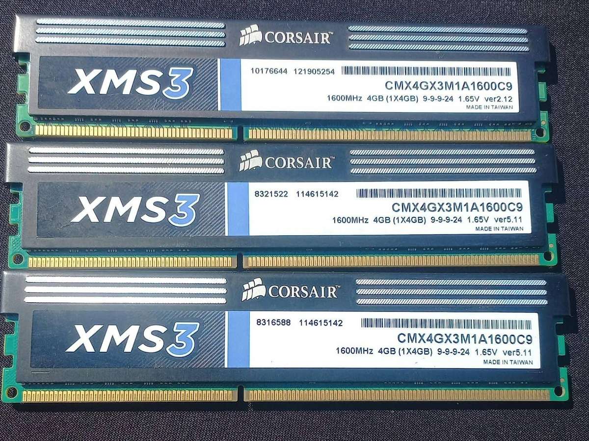 Corsair XMS3 4GB DDR3 1600MHz desktop memory modules