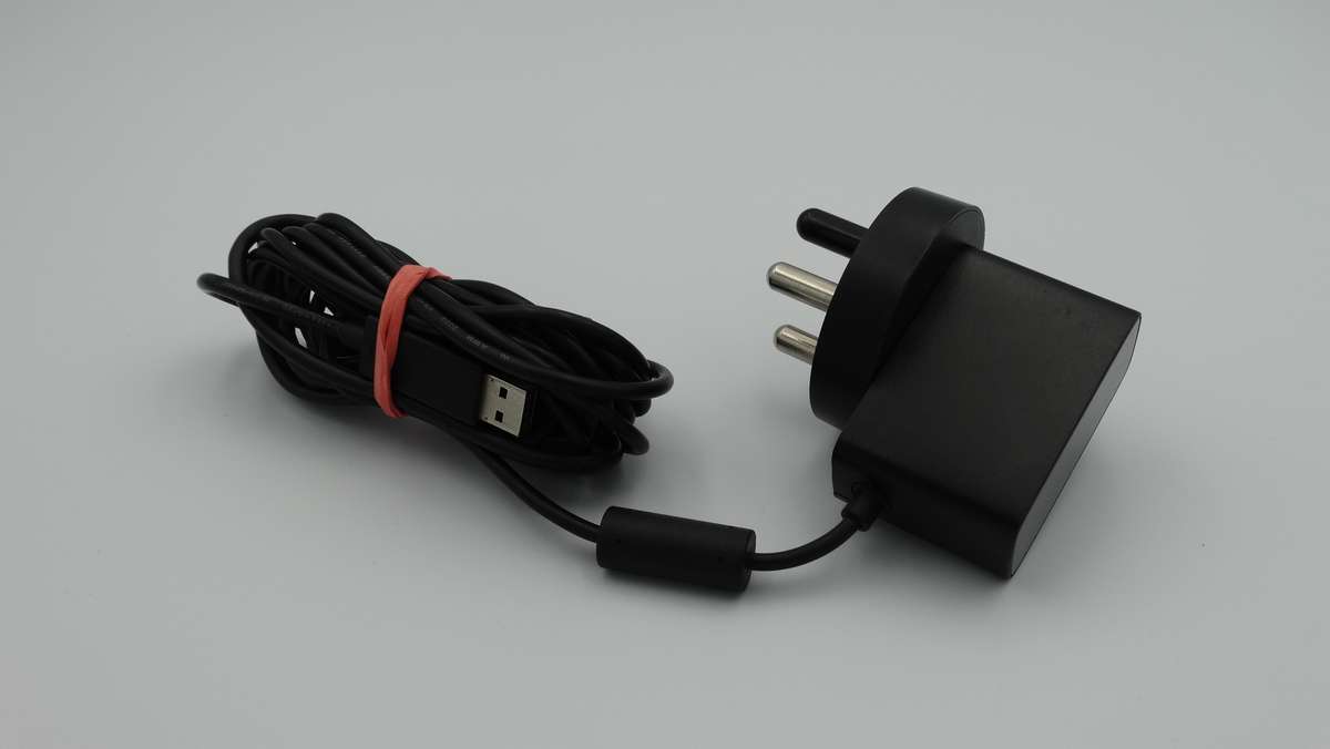 Microsoft Xbox 360 Kinect (Boxed)