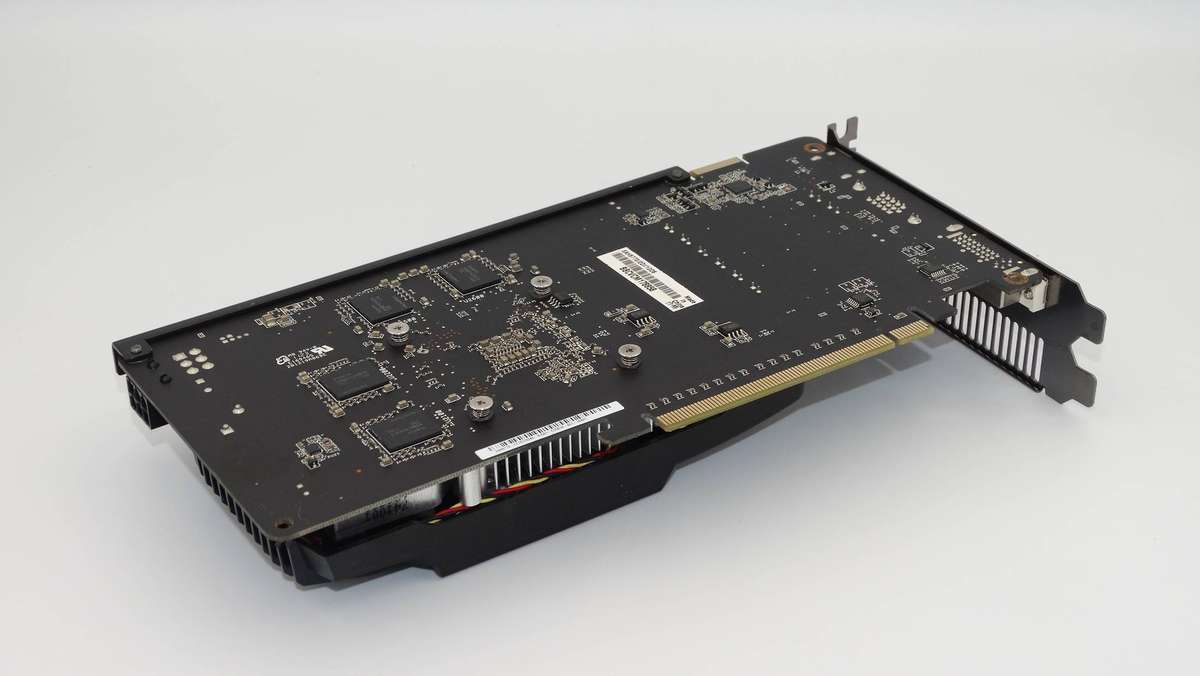 Asus Radeon HD 6770 1GB