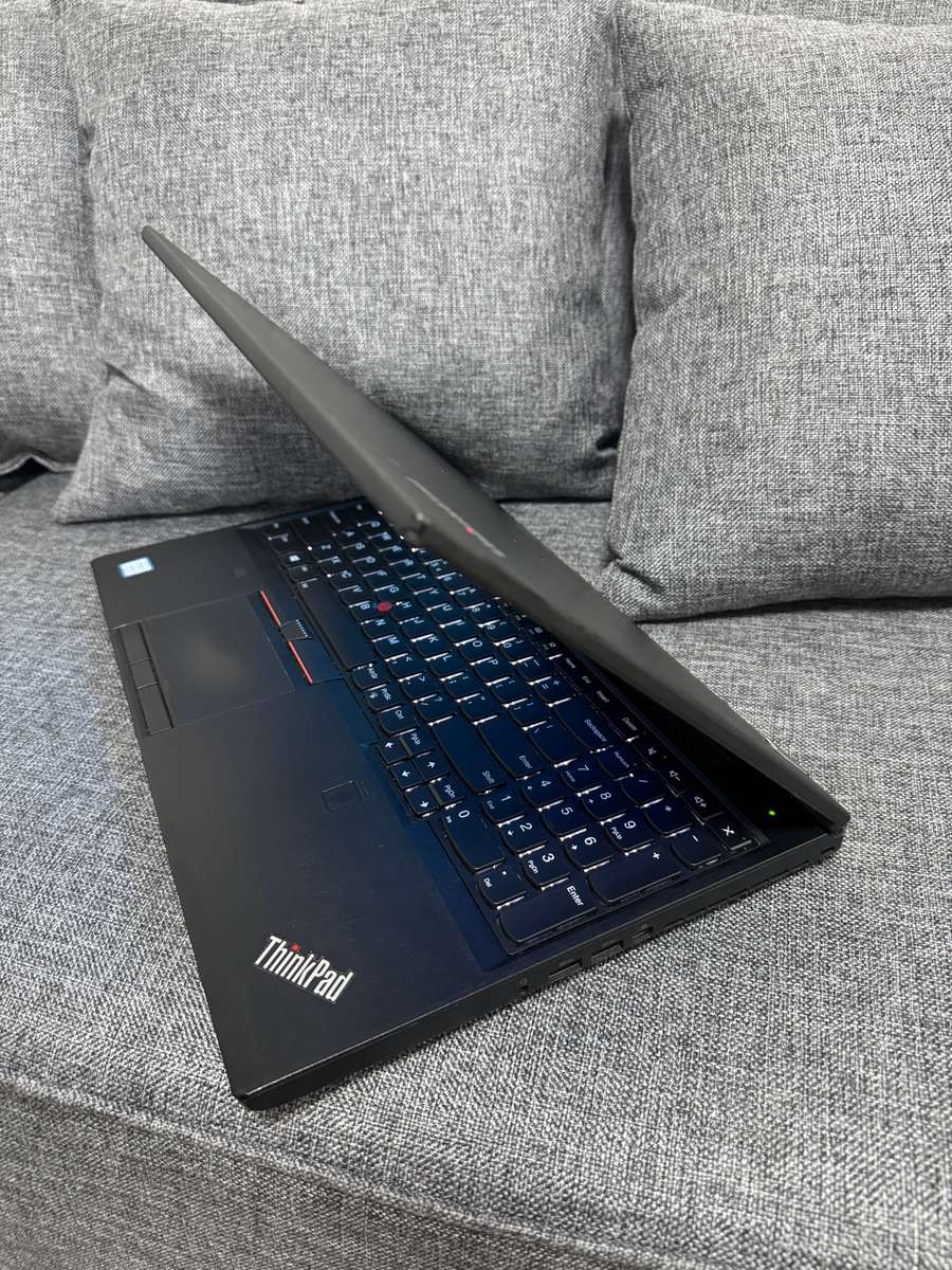 Gaming/Engineering Lenovo ThinkPad P51 Quad Core i7 32GB DDR4 256GB SSD Quadro Graphics