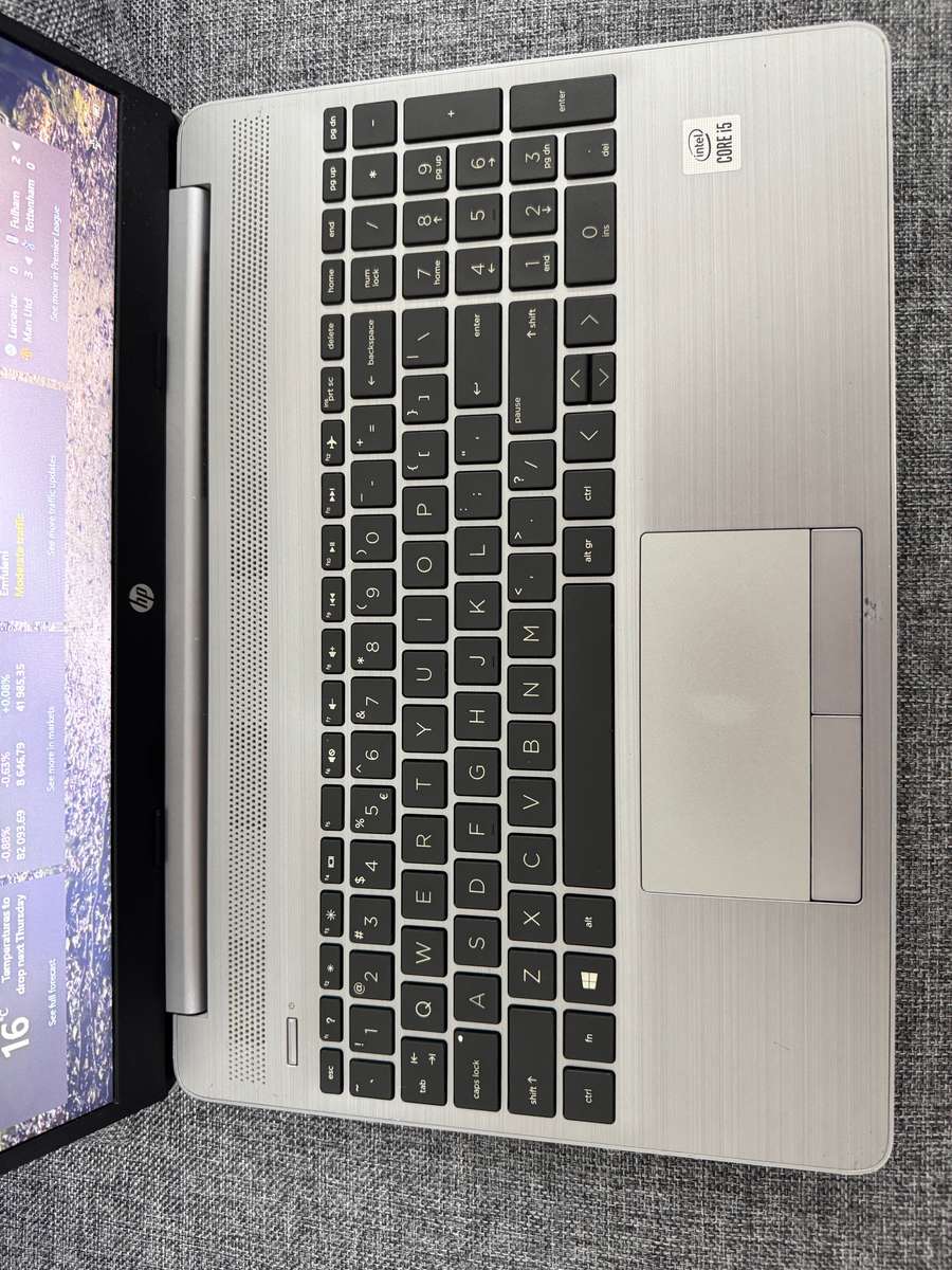HP 250 G8 15.6" 10th Gen Core i5 256GB SSD