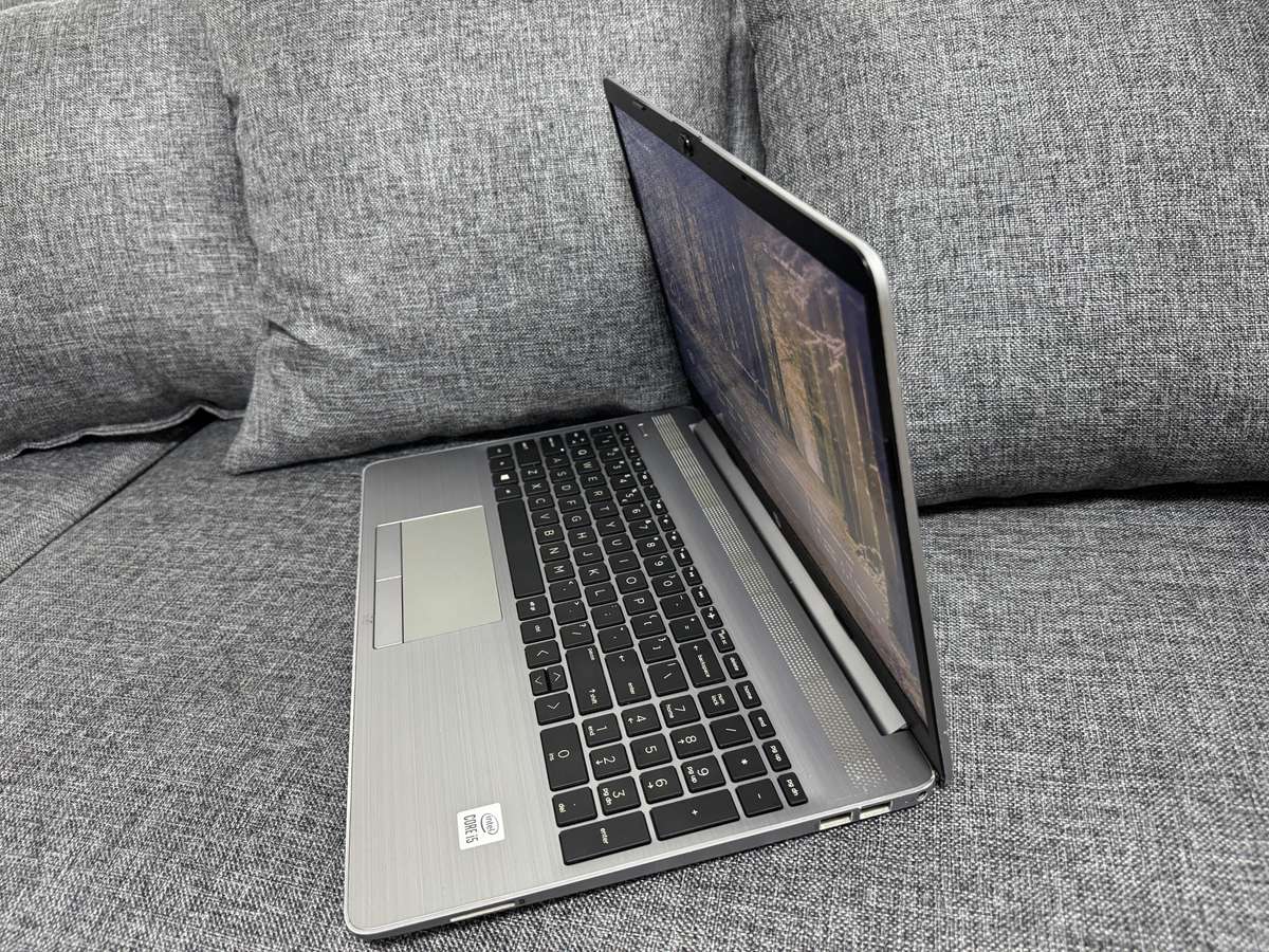 HP 250 G8 15.6" 10th Gen Core i5 256GB SSD