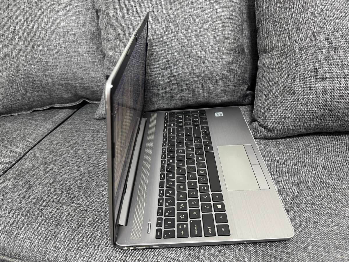 HP 250 G8 15.6" 10th Gen Core i5 256GB SSD