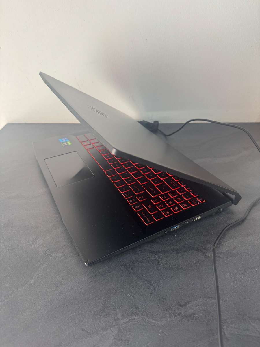 MSI Katana GF66 Gaming Laptop 11th Gen i7 16GB DDR4 512GB SSD GTX 1650 GPU FHD