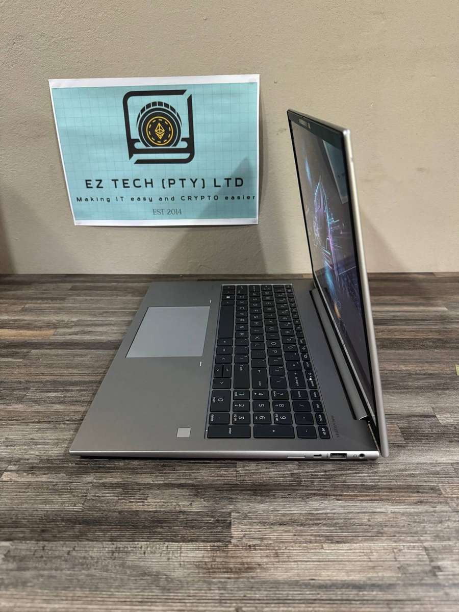  HP ZBook Firefly G10 | i7 13th Gen | 32GB RAM | 16 Touchscreen | 512Gb SSD | New In Box