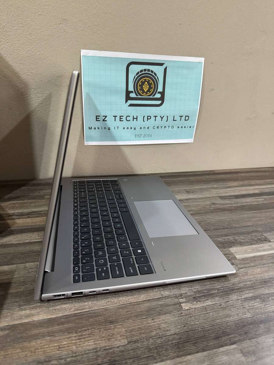  HP ZBook Firefly G10 | i7 13th Gen | 32GB RAM | 16 Touchscreen | 512Gb SSD | New In Box
