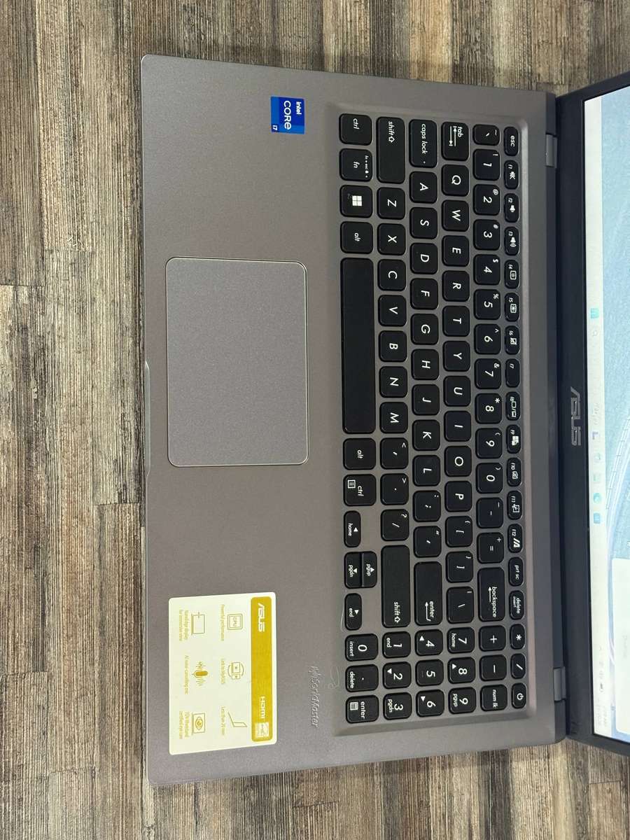  ASUS VivoBook | i7 11th Gen | Excellent Condition | 8GB | 512GB SSD