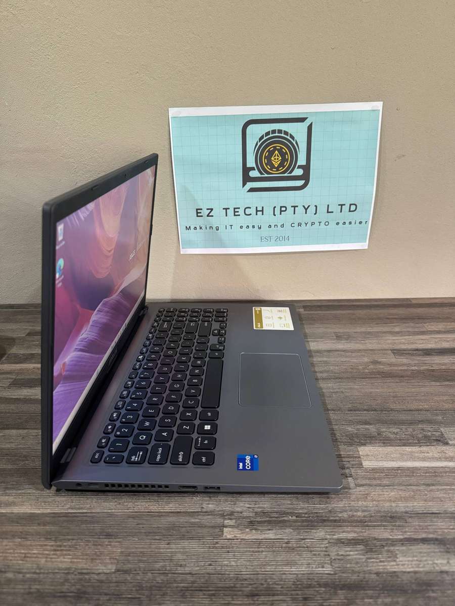  ASUS VivoBook | i7 11th Gen | Excellent Condition | 8GB | 512GB SSD