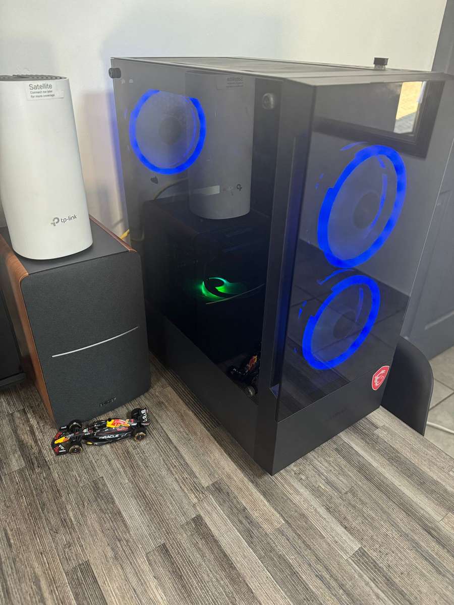 **MSI**GAMING DESKTOP**RYZEN 5 HEXA CORE**1060Ti 6GB GPU**16GB DDR4**512 SSD**