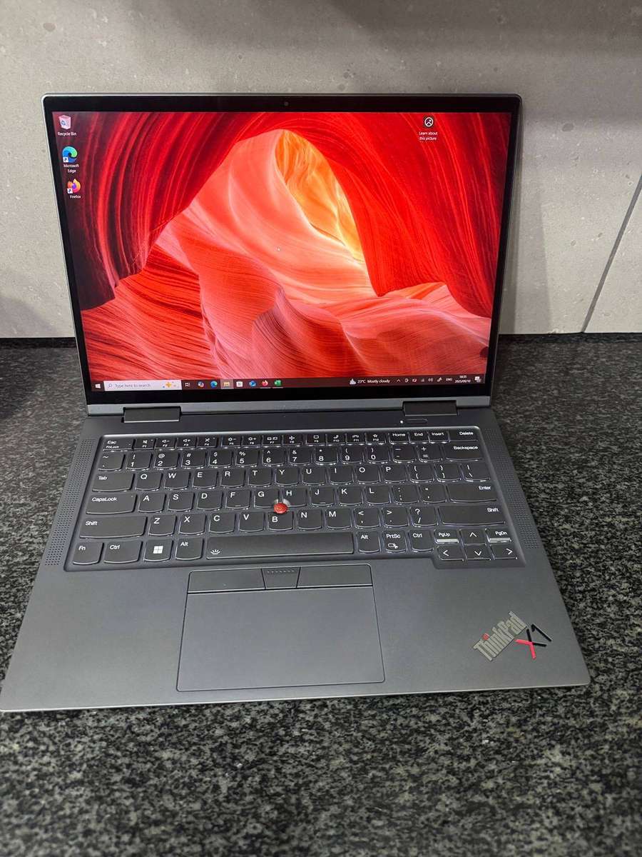 Lenovo Thinkpad X1 Yoga G6 14-inch 2 in 1 FHD Touch Display Intel Core i7-1165G7 32GB DDR4 512 SSD