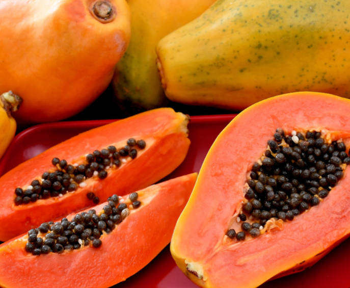STRAWBERRY PAPAYA /  Hawaiian Papaya -  15 Seeds