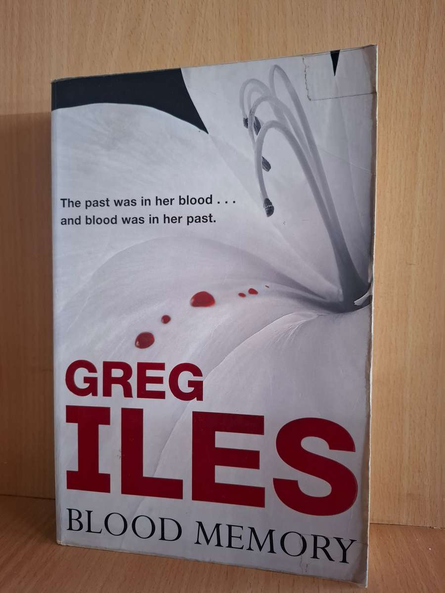 Blood Memory: Greg Iles (Paperback)
