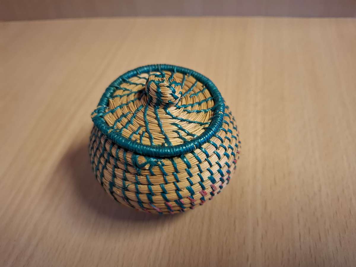 Miniature Lidded Basket - width 9cm height 5cm