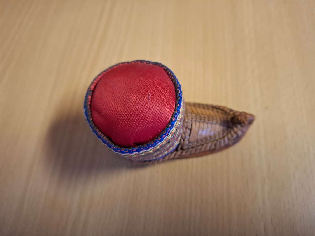 Leather Boot Pin Cushion  (10cm x 5cm)