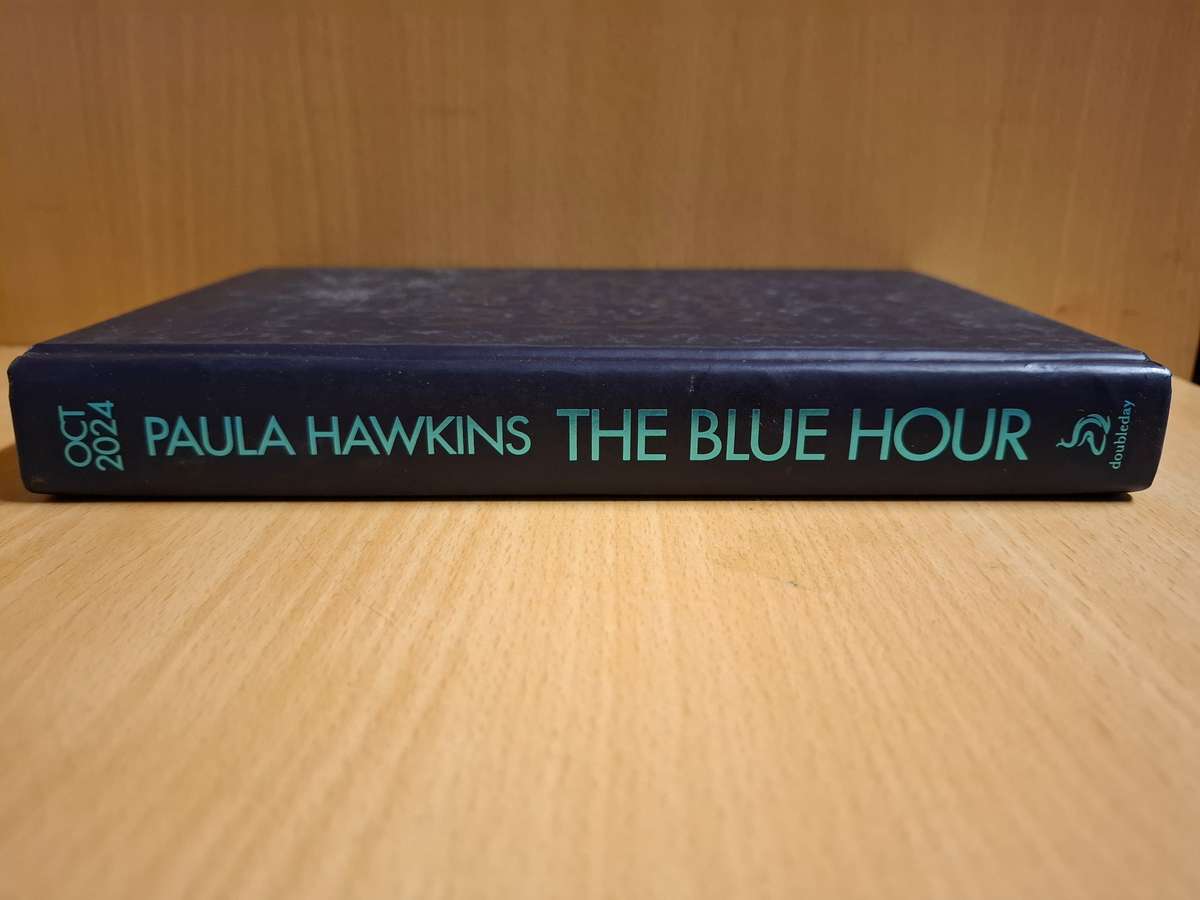 The Blue Hour: Paula Hawkins  (Hardcover)
