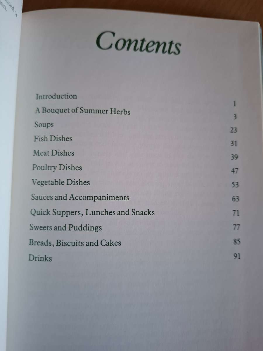 Summer Cooking with Herbs: Margaret Roberts  (Hardcover)