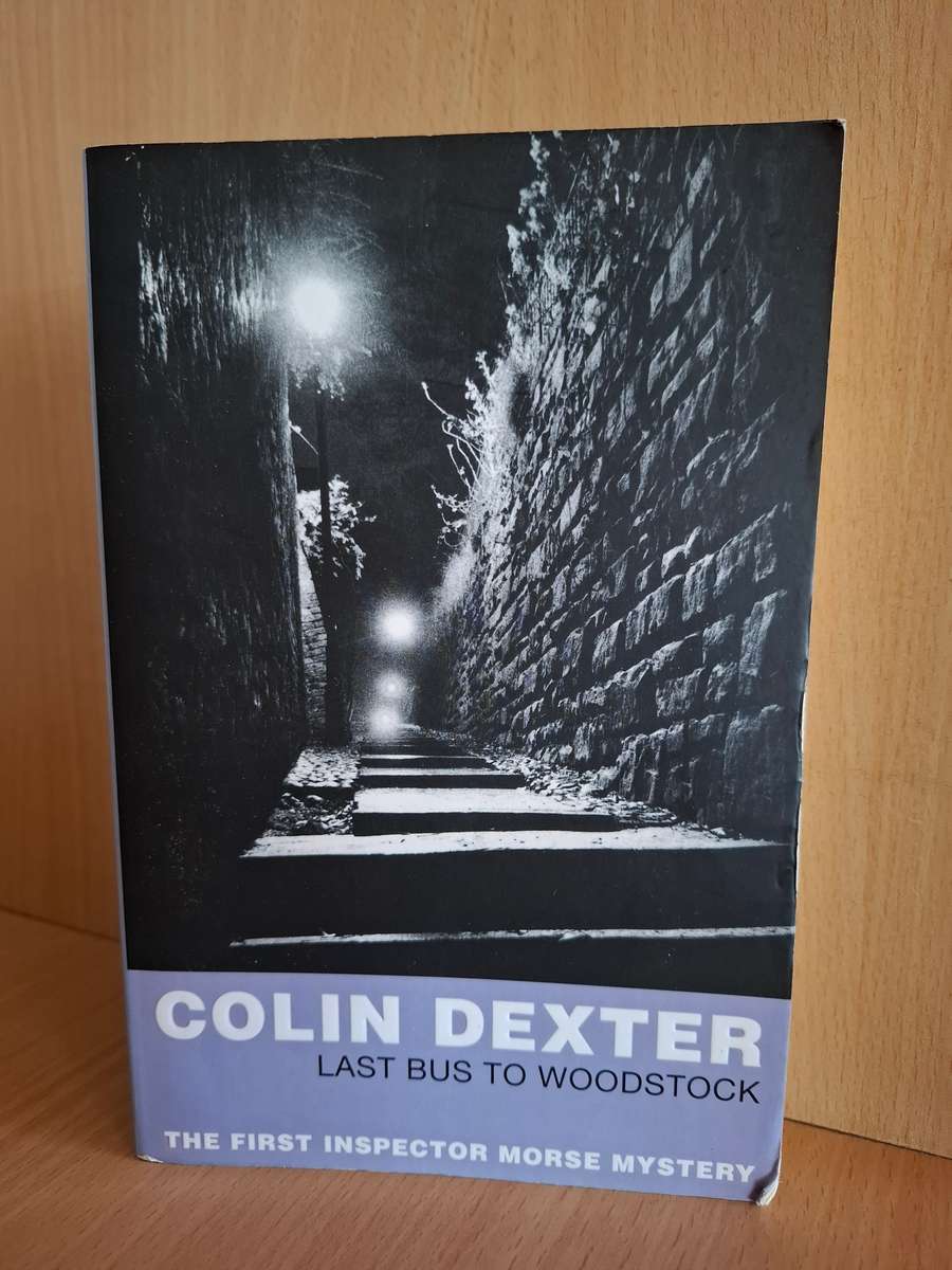 Last Bus to Woodstock : Colin Dexter  (Paperback)