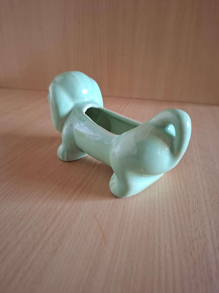 Lucia Ware Dachshund Vase - 20cm x 6cm height 8cm