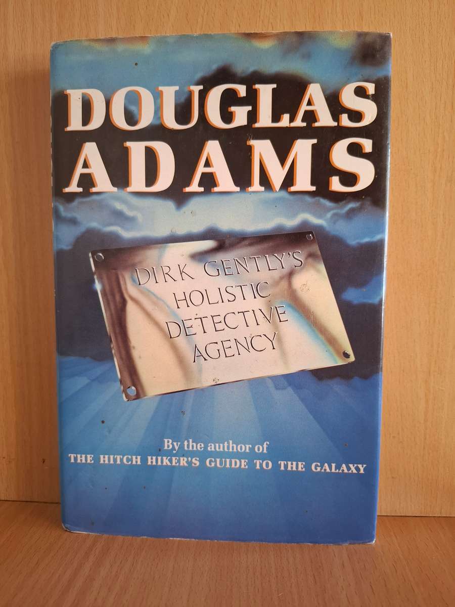 Dirk Gently`s Holistic Detective Agency : Douglas Adams  (Hardcover)