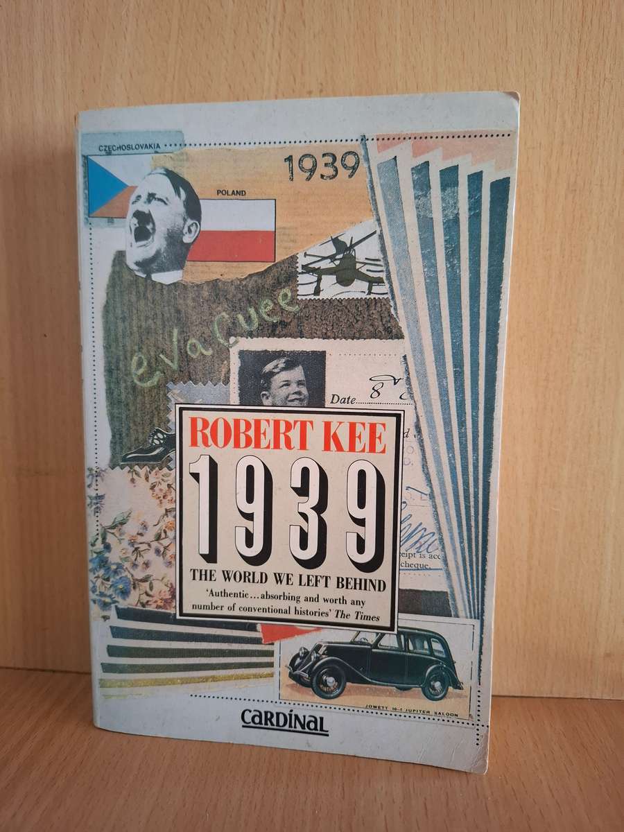 1939 The World We Left Behind : Robert Kee  (Paperback)