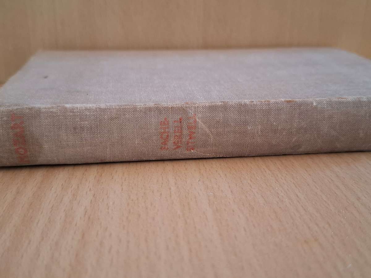 Mozart by Sacheverell Sitwell  (Hardcover)