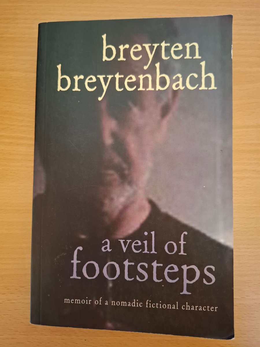 A Veil of Footsteps: Breyten Breytenbach (Paperback)