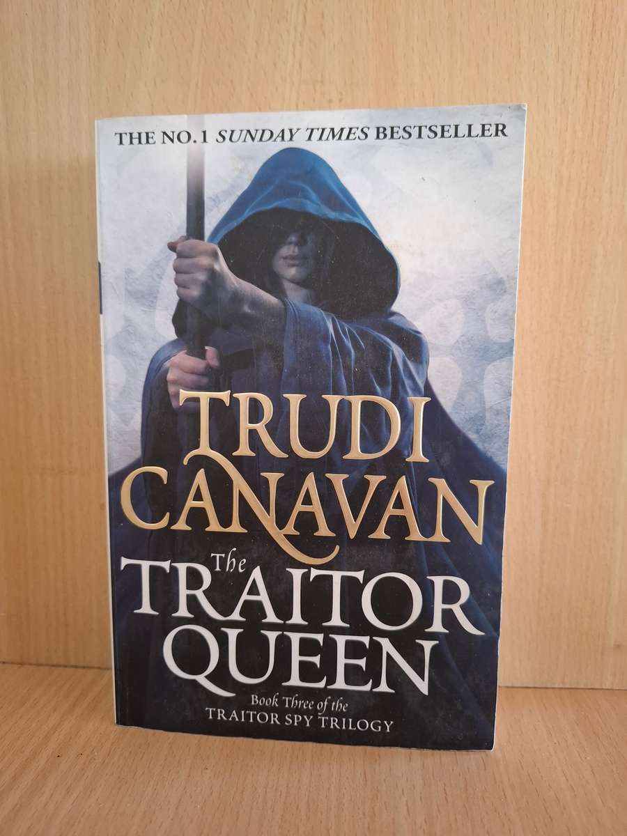 The Traitor Queen : Trudi Canavan  (Paperback)