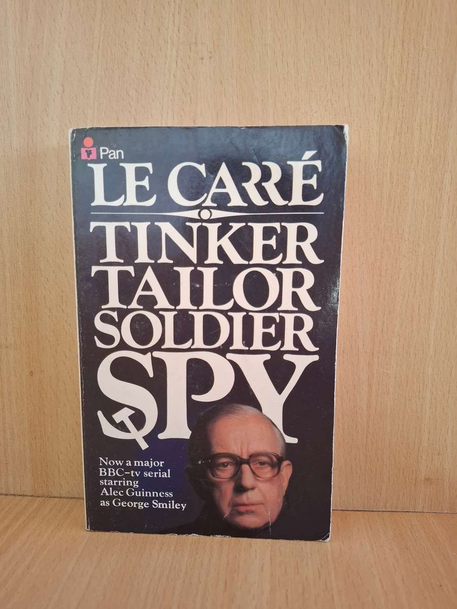 Tinker Tailor Soldier Spy : John Le Carre (Paperback)