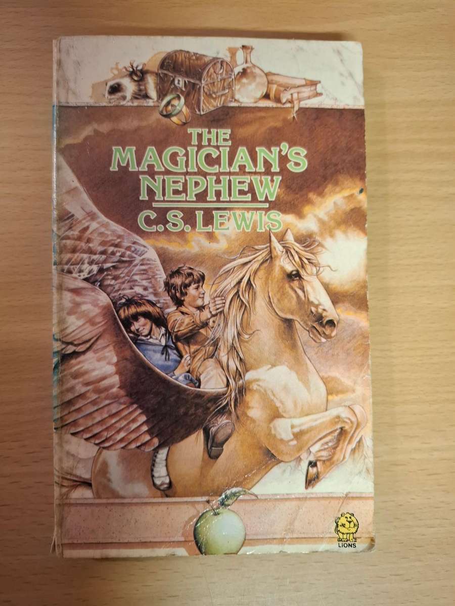The Magician`s Nephew  : C.S. Lewis (Paperback)
