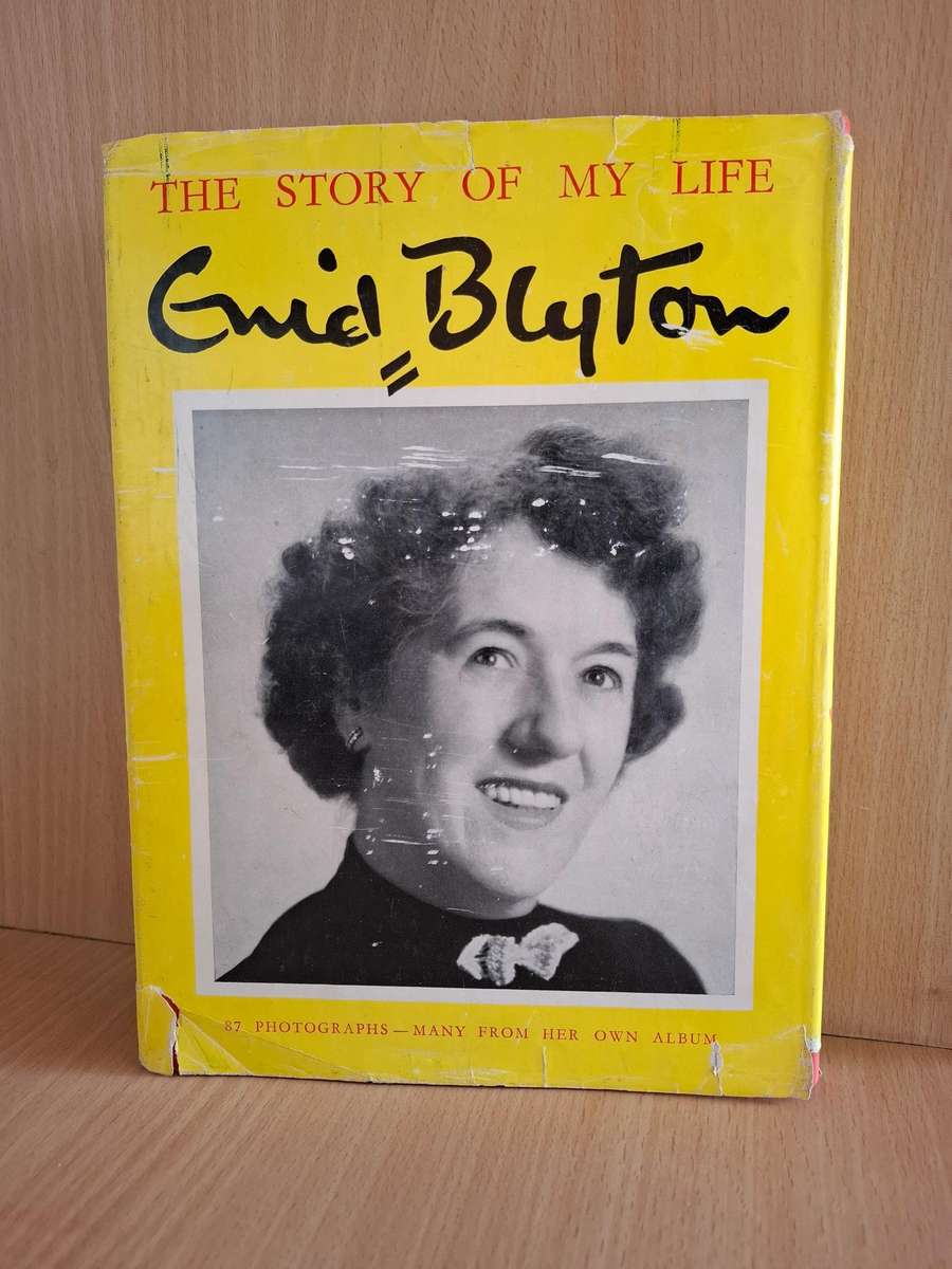 The Story of My Life - Enid Blyton  (Hardcover)