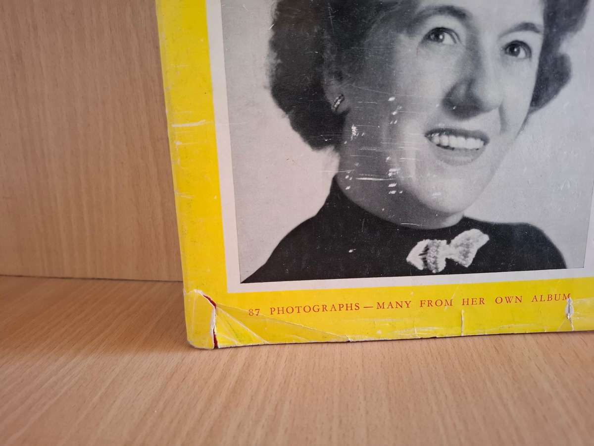 The Story of My Life - Enid Blyton  (Hardcover)